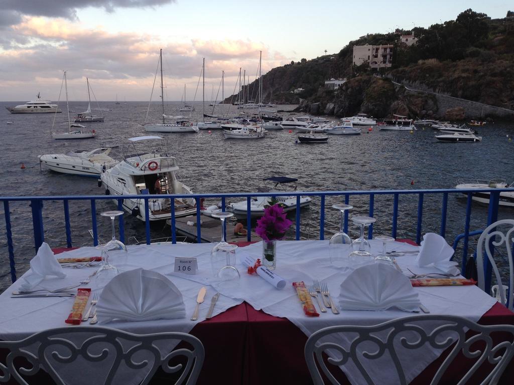 Hotel Rocce Azzurre Lipari  Bagian luar foto
