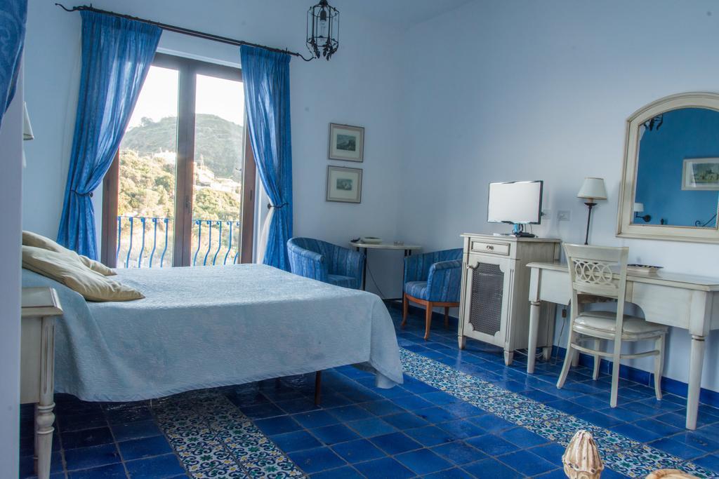 Hotel Rocce Azzurre Lipari  Bagian luar foto